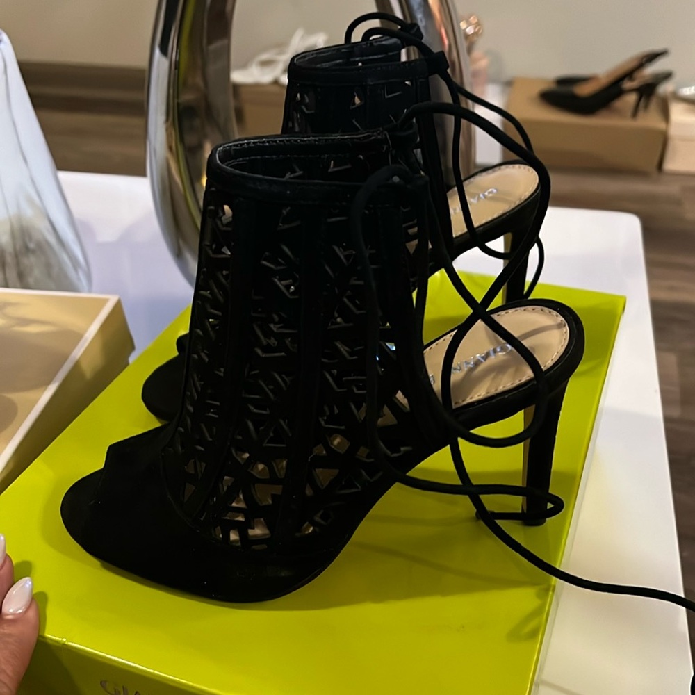 Women shoes